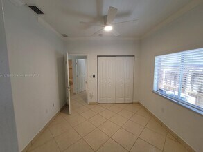 1150 SW 154th Ave in Miami, FL - Building Photo - Building Photo