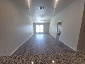 2102 N Avenue J in Lubbock, TX - Building Photo - Building Photo