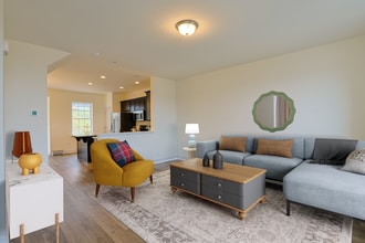 237 Holstein Dr in Hanover, PA - Building Photo - Building Photo