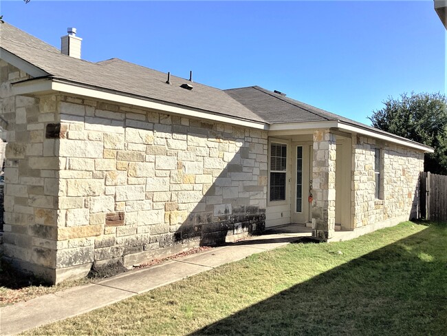 13605 James Garfield St in Manor, TX - Building Photo - Building Photo