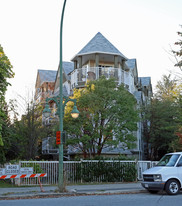 Royal Victoria in Vancouver, BC - Building Photo - Building Photo