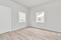 2315 Deutser St photo'