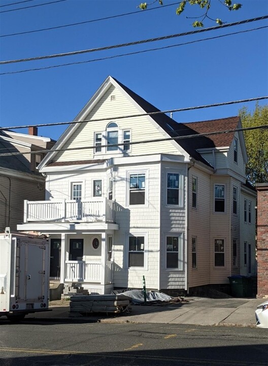 502 Main St, Unit 3 in Medford, MA - Foto de edificio