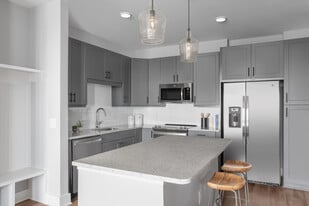 Lemmond Farm in Charlotte, NC - Building Photo