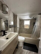 33-24 89th St in Queens, NY - Building Photo - Building Photo