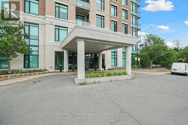 100 Roger Guindon Ave in Ottawa, ON - Building Photo - Building Photo