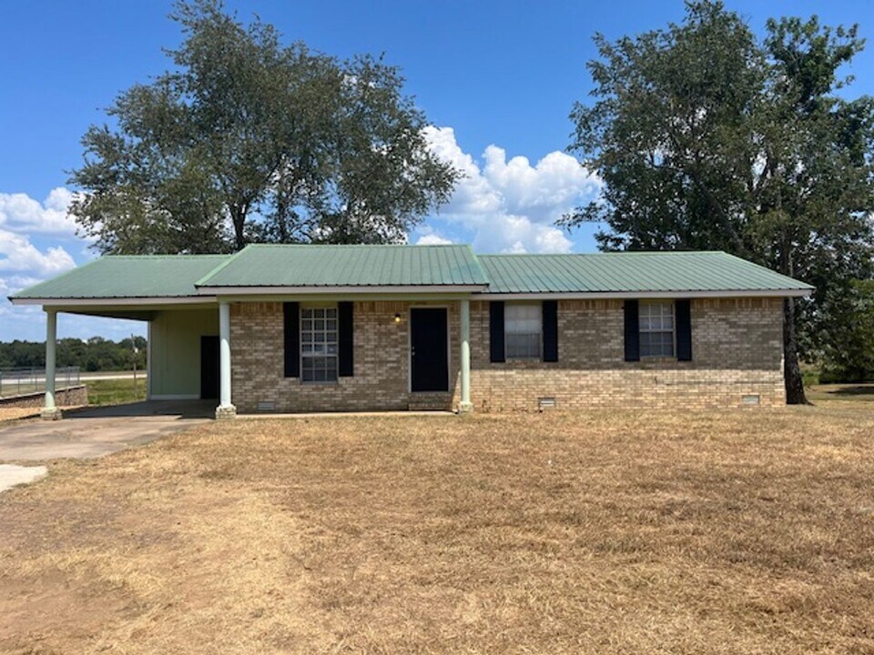 2367 S Elmira Ave in Russellville, AR - Building Photo