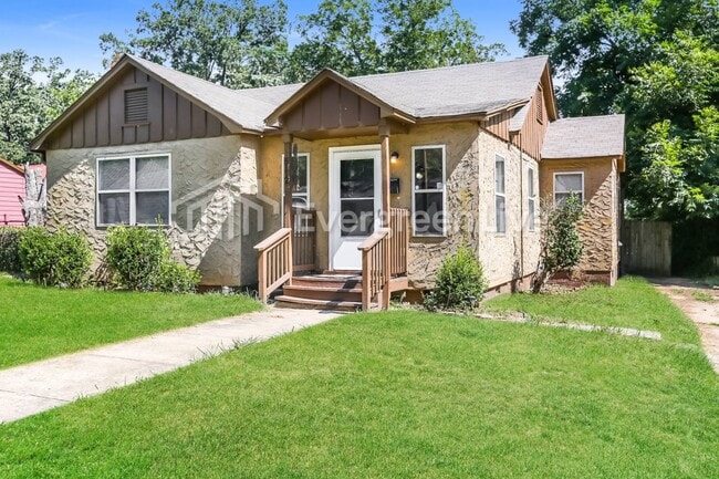5112 W 30th St in Little Rock, AR - Building Photo - Building Photo