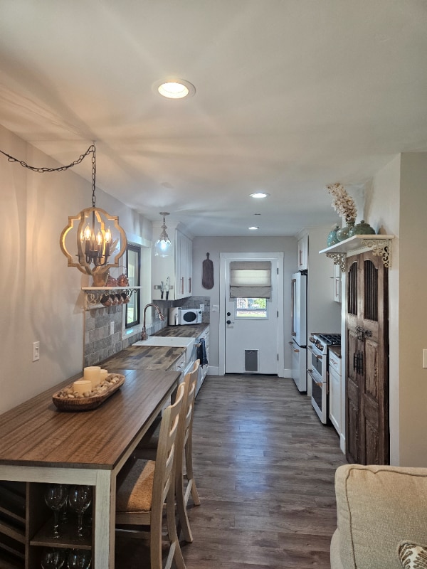 24375 Leadstone Dr in Acampo, CA - Building Photo - Building Photo