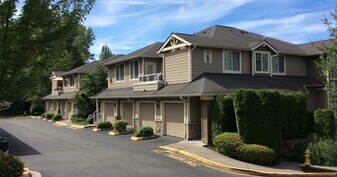 3500 E Lake Sammamish Pkwy SE in Sammamish, WA - Building Photo