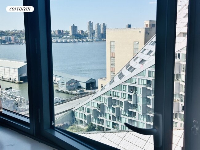 606 W 57th St