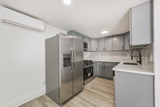 4605 Norhill Blvd in Houston, TX - Building Photo - Building Photo