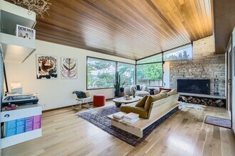 5417 S Orcas St in Seattle, WA - Building Photo - Building Photo
