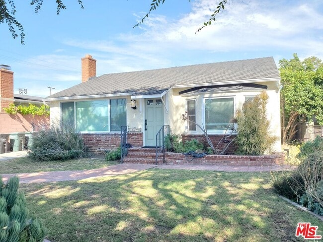 property at 11286 Hayter Ave