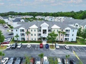 4931 Key Lime Dr, Unit 306 in Jacksonville, FL - Building Photo