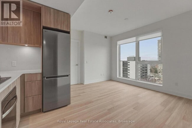 property at 25 Cordova Ave