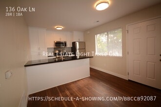 136 Oak Ln in Scotts Valley, CA - Foto de edificio - Building Photo