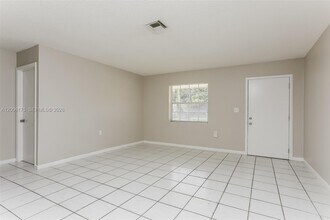 6025 SW 37th St in Miramar, FL - Building Photo - Building Photo