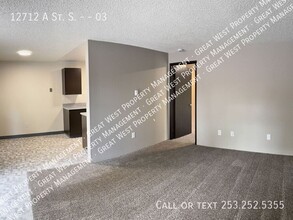 12712 A St S in Parkland, WA - Building Photo - Building Photo