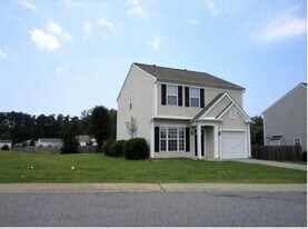 109 Weststone Blvd in Fuquay Varina, NC - Building Photo
