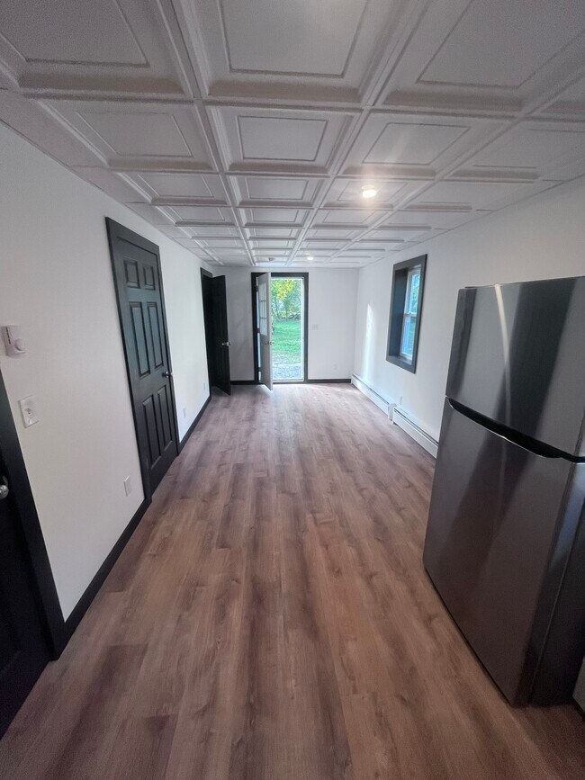 69 Mead St, Unit Apartment #2 in Walton, NY - Building Photo - Building Photo