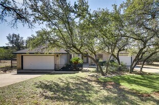 21415 Boggy Ford Rd in Lago Vista, TX - Building Photo