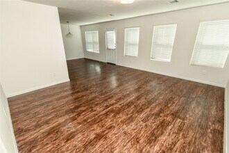 21202 Grand Field Ct in Humble, TX - Foto de edificio - Building Photo