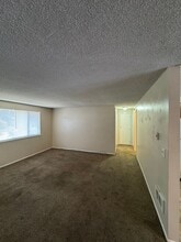 320 NE Hill St in Sheridan, OR - Building Photo - Building Photo