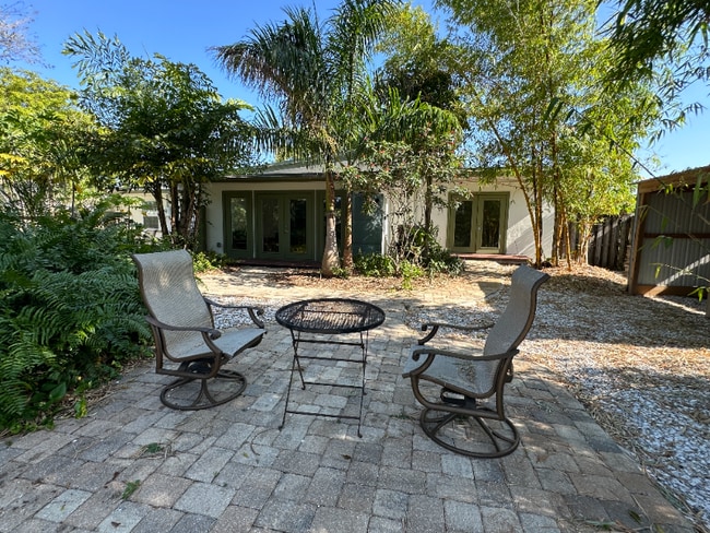 property at 1648 Maravilla Ave