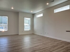 960 Ventnor Ave in Centerton, AR - Building Photo - Building Photo