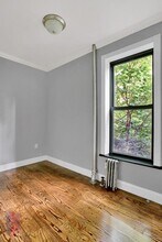 212 E 105th St in New York, NY - Building Photo - Building Photo