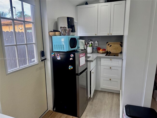 10800 NW 22nd Ct in Miami, FL - Building Photo - Building Photo