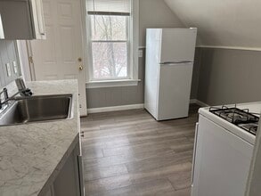 19 North Ave, Unit 1 in Attleboro, MA - Building Photo - Building Photo