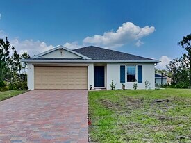 3522 Gillot Blvd in Port Charlotte, FL - Building Photo