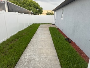 1006 Old Tree Rd in Orlando, FL - Building Photo - Building Photo
