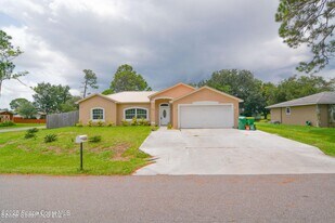 6420 Kingdom Ave in Cocoa, FL - Building Photo