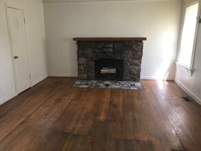 336 N Main St, Unit 336 N Main in Lapeer, MI - Building Photo - Building Photo