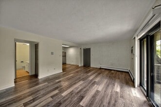 134 E Bailey Rd in Naperville, IL - Building Photo - Building Photo