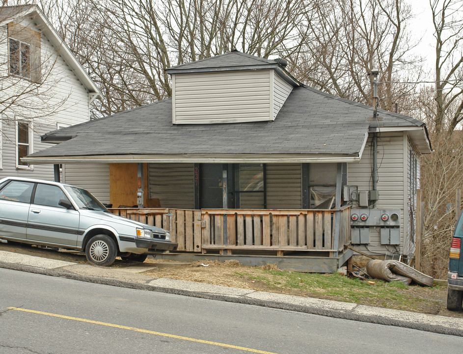 237 S Heber St in Beckley, WV - Building Photo