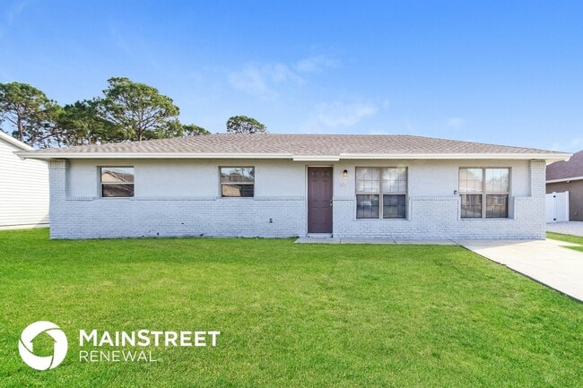 property at 674 Altamira St NW