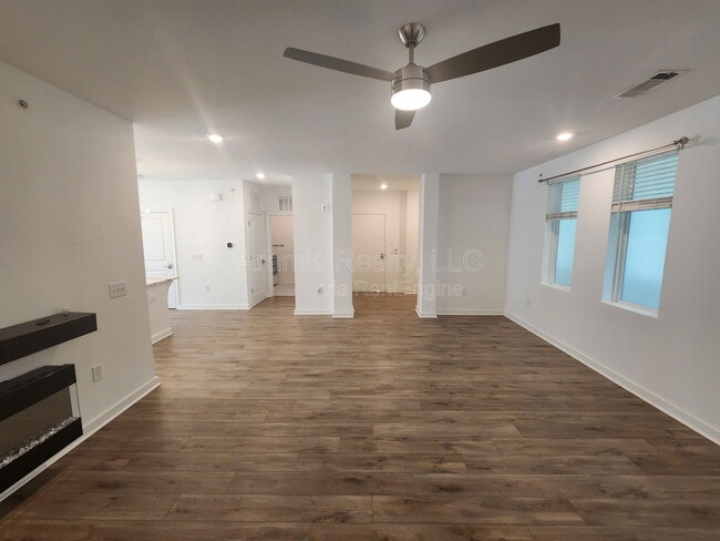 383 Grant Cir SE in Atlanta, GA - Building Photo - Building Photo