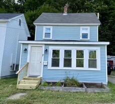 7 Margin St in Orono, ME - Building Photo