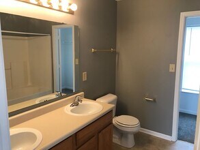 6480 Matcumbe Way in Plainfield, IN - Building Photo - Building Photo