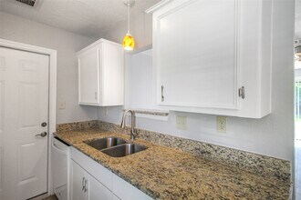 12702 Gotham Dr in Houston, TX - Building Photo - Building Photo