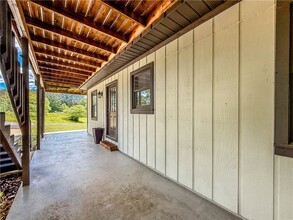 280 Starritt Ln in Walhalla, SC - Building Photo - Building Photo