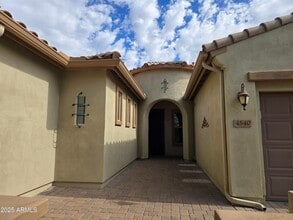 4540 E Portola Valley Dr in Gilbert, AZ - Building Photo - Building Photo