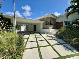 815 NE 76th St in Miami, FL - Building Photo