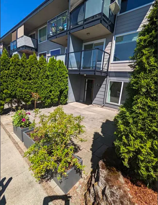 property at 3420 15th Ave W