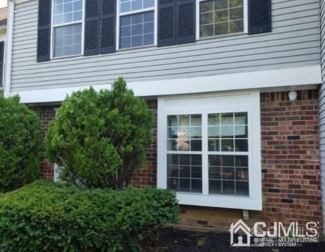 20 Lawry Ct in East Brunswick, NJ - Building Photo - Building Photo