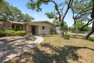 7800 Hudson Loop in Austin, TX - Building Photo - Building Photo